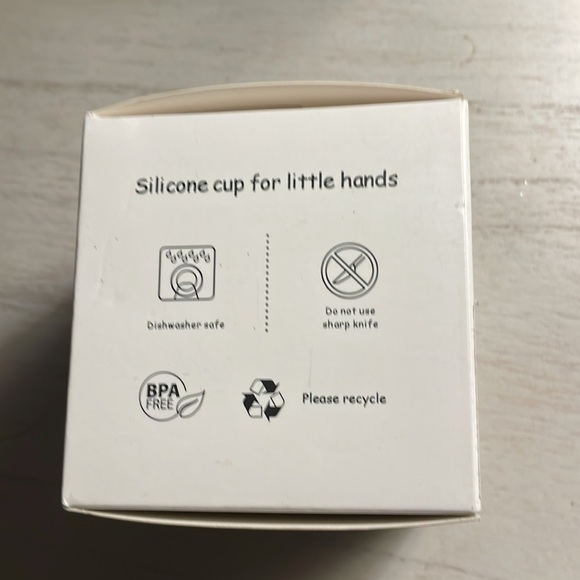 Baby cup silicone cup for little hands - Picture 2 of 5